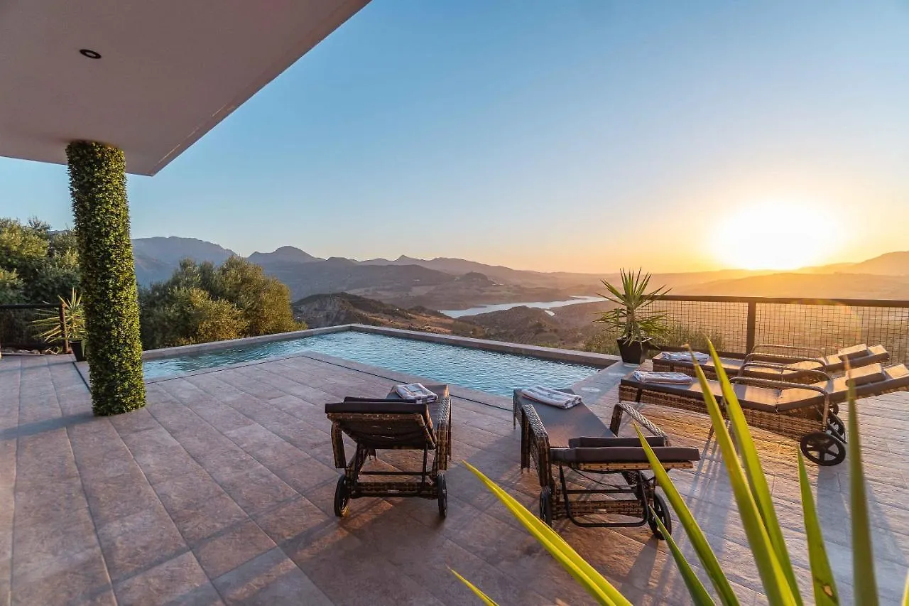 Villa Fahrenheit El Gastor