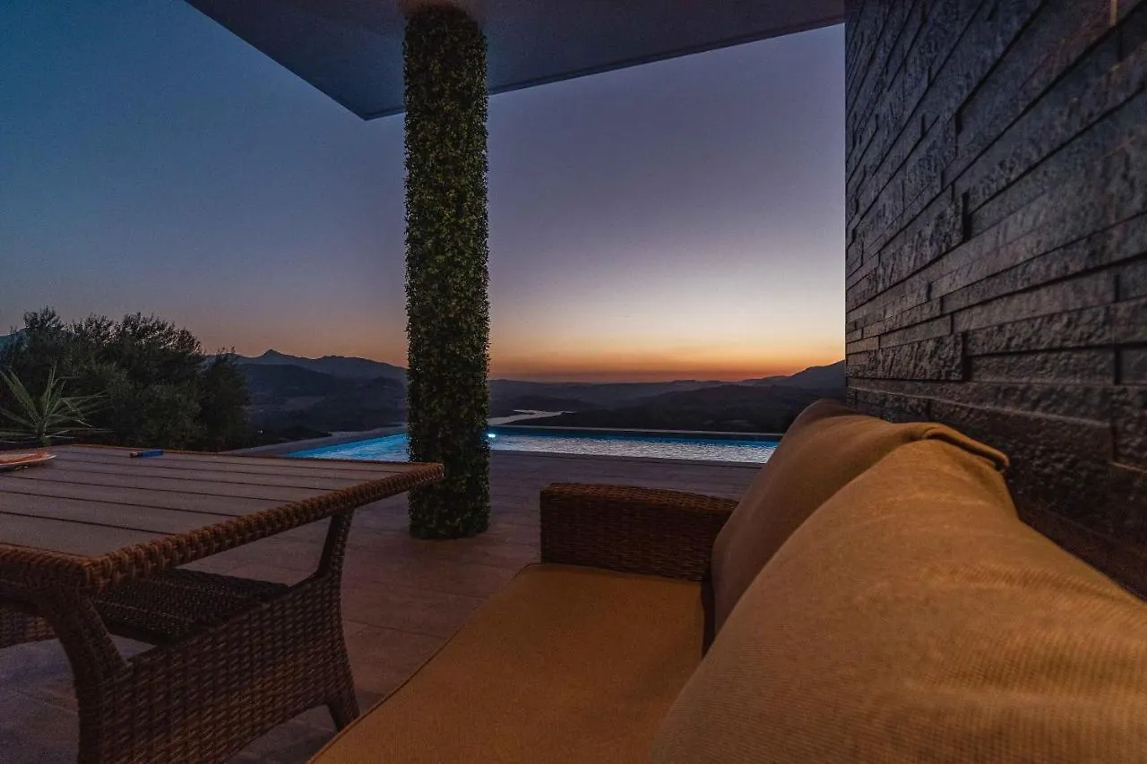 Villa Fahrenheit El Gastor
