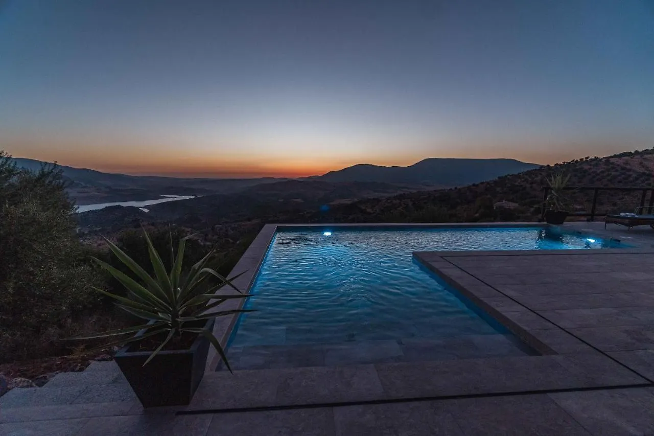 Villa Fahrenheit El Gastor 0*,